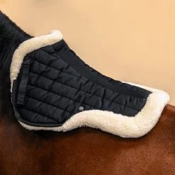 Synthetic Sheepskin Saddle Pad 900 -Equestrian Equipment Store k17337d9f670574259b0a17250851ffc5
